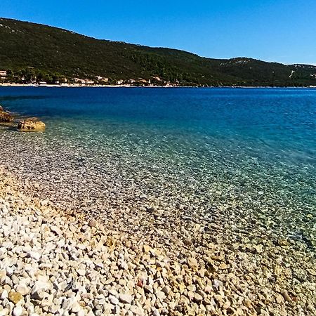 Apartments And Rooms By The Sea Martinscica, Cres - 23980 Екстериор снимка