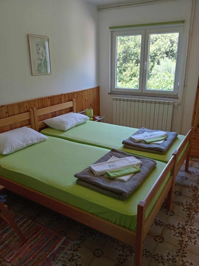 Apartments And Rooms By The Sea Martinscica, Cres - 23980 Екстериор снимка